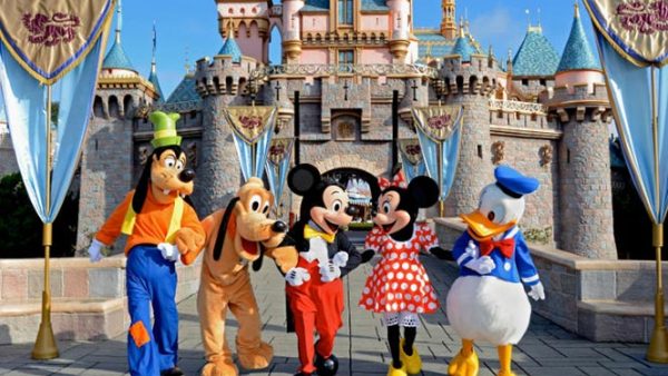 DISNEY y los cursos para eliminar privilegios de raza [para blancos]