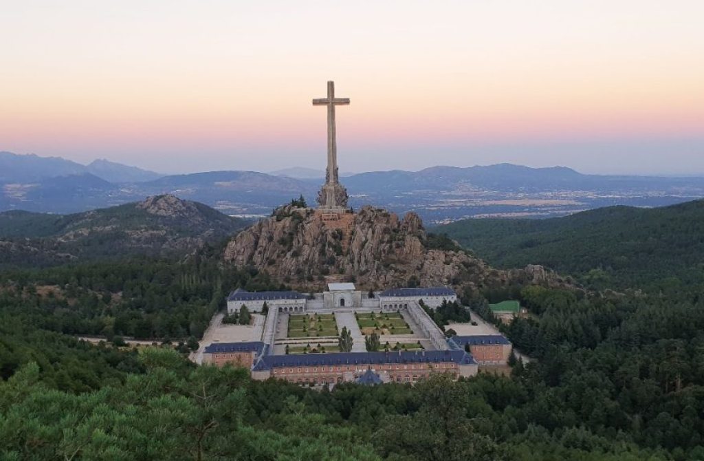 La cruz más alta del mundo no está en Brasil… está en el Valle de los Caídos